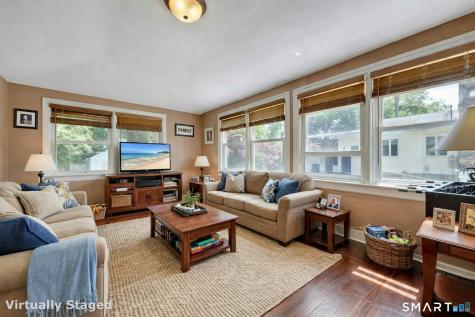 52 Center Drive Greenwich CT 06870