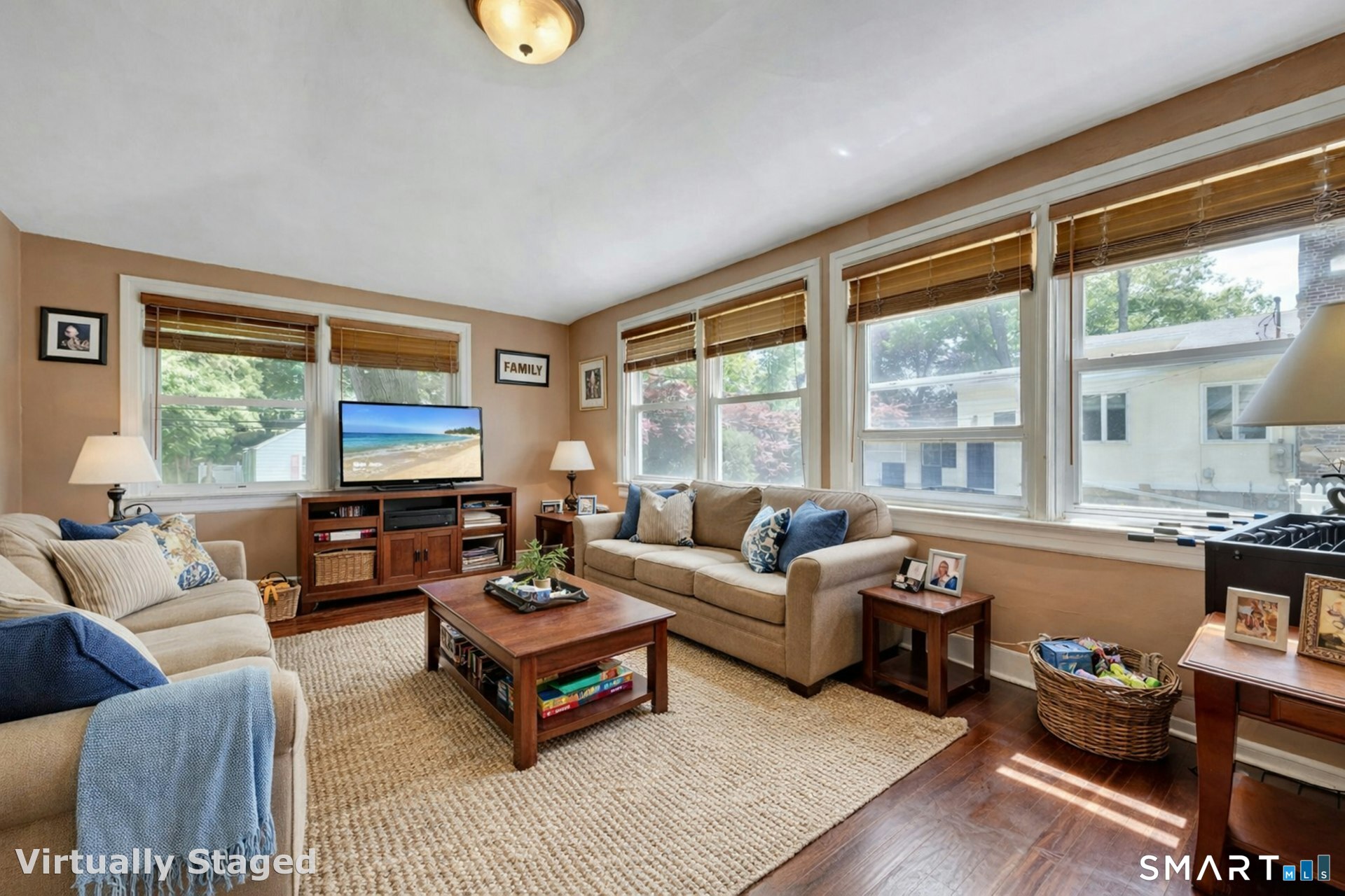 52 Center Drive Greenwich CT 06870