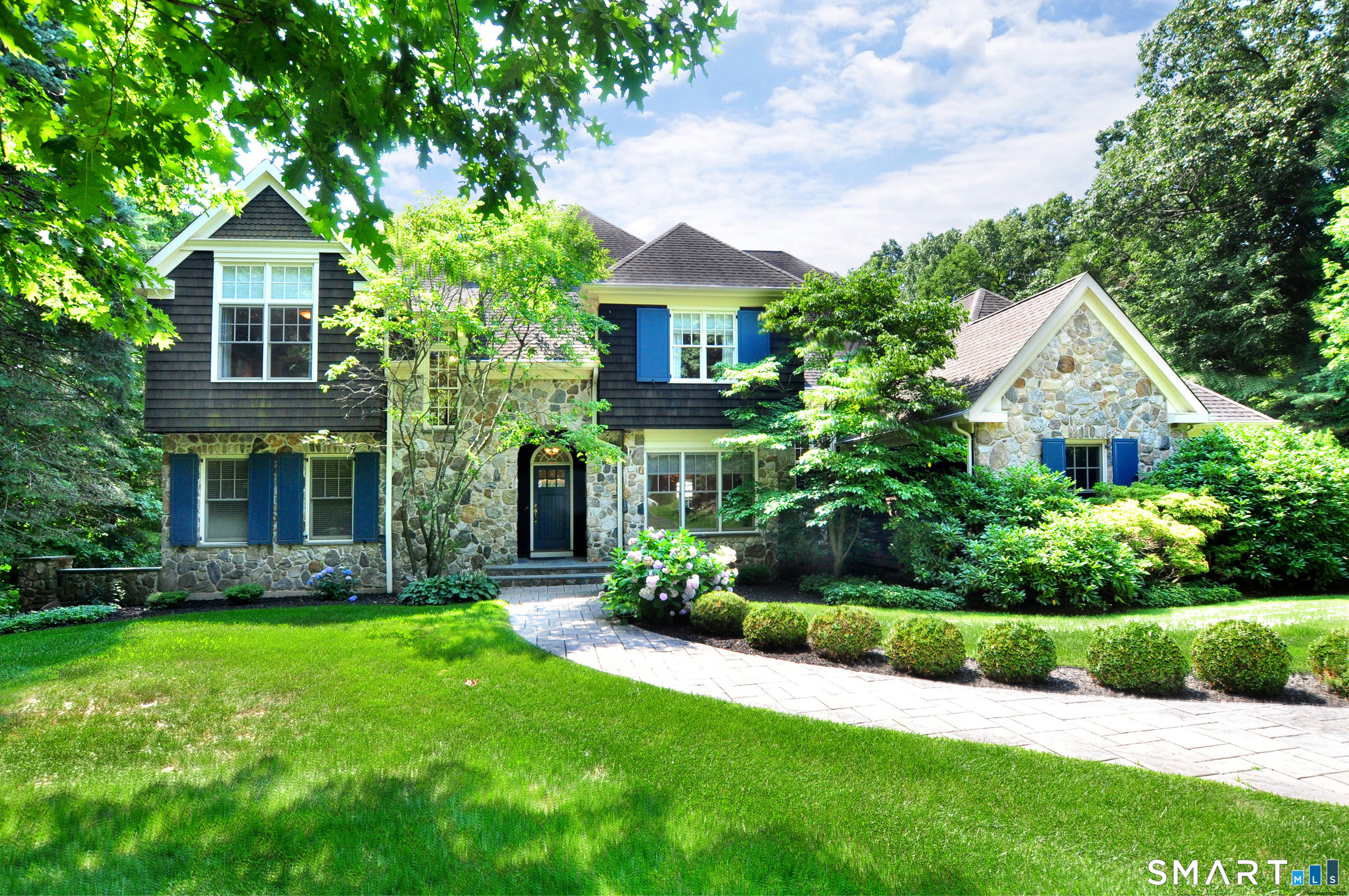 6 Larkins Way Farmington CT 06032