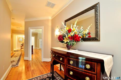6 Larkins Way Farmington CT 06032