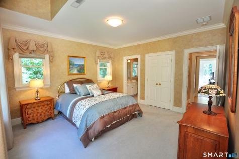6 Larkins Way Farmington CT 06032