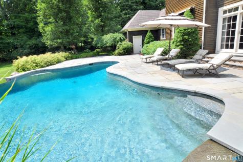 6 Larkins Way Farmington CT 06032