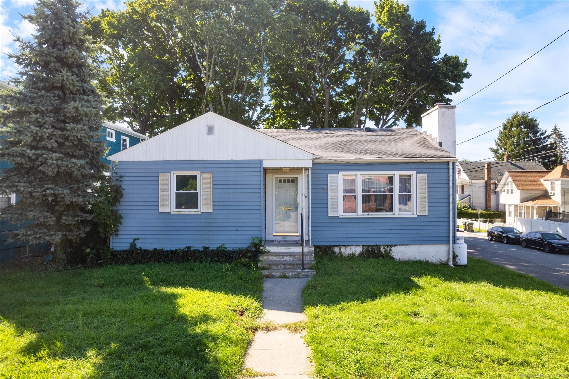250 Willetts Avenue New London CT 06320