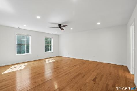10 High Ridge Grove Brookfield CT 06804