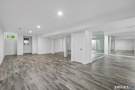 10 High Ridge Grove Brookfield CT 06804