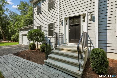 10 High Ridge Grove Brookfield CT 06804