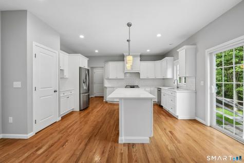 10 High Ridge Grove Brookfield CT 06804