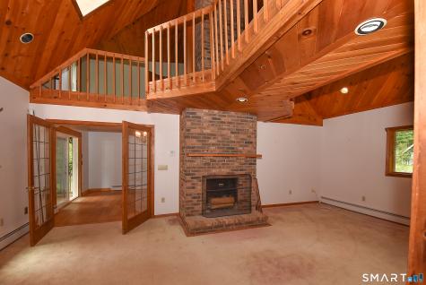 343 Daleville Road Willington CT 06279