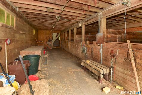 343 Daleville Road Willington CT 06279