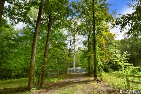 343 Daleville Road Willington CT 06279