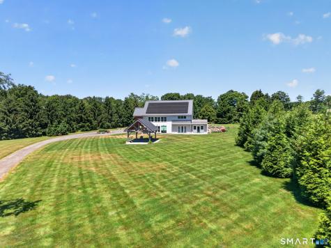 54 Barnes Road Stonington CT 06378