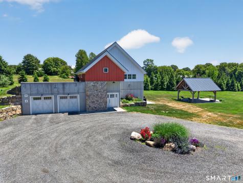 54 Barnes Road Stonington CT 06378