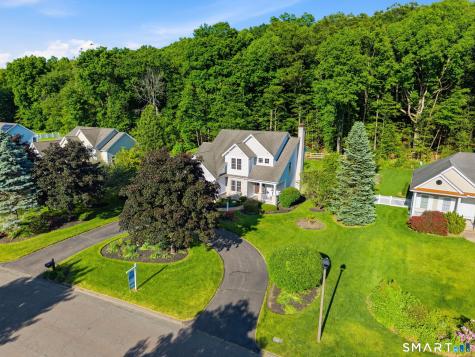16 Harvest Lane Bloomfield CT 06002