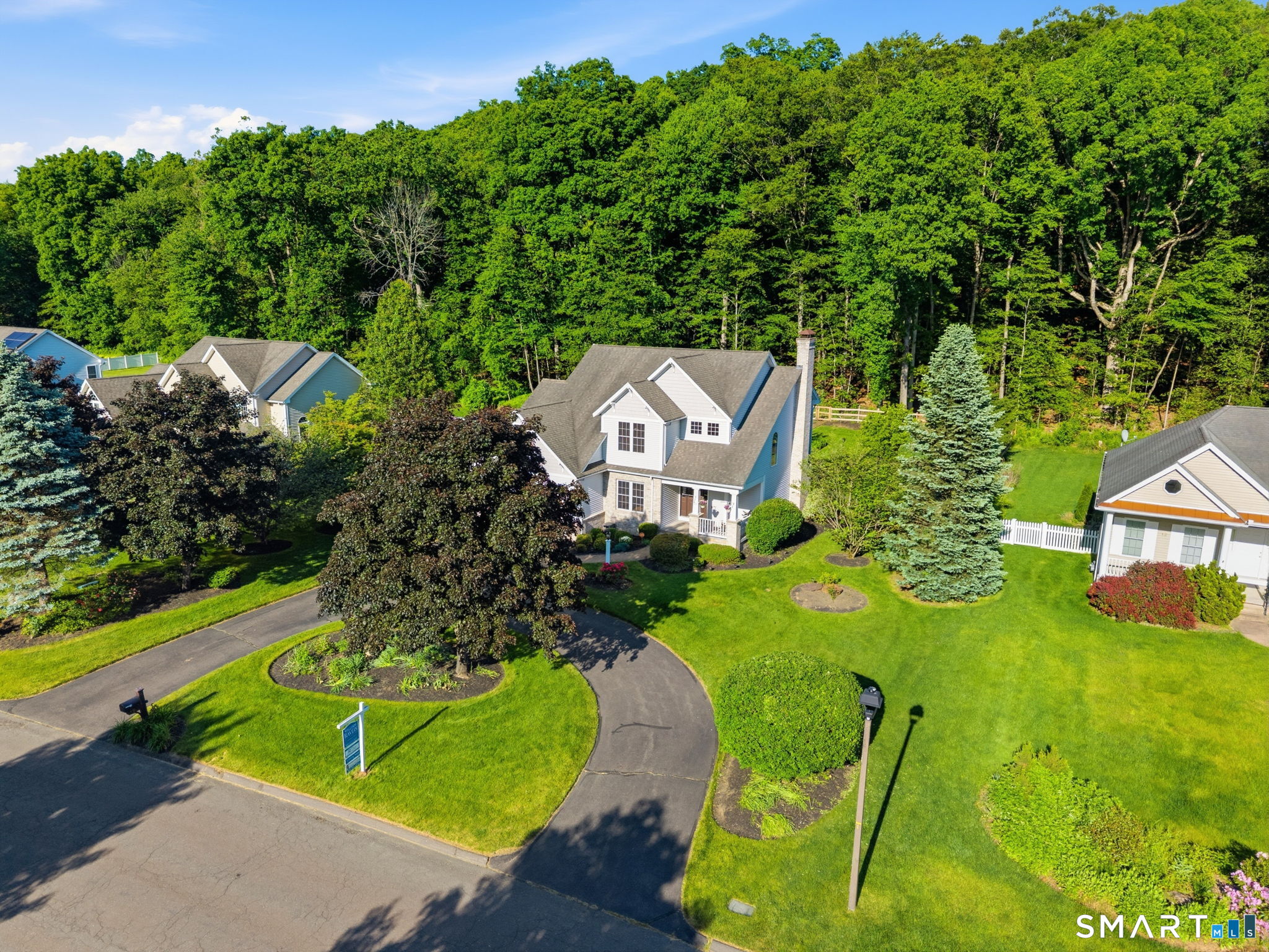 16 Harvest Lane Bloomfield CT 06002