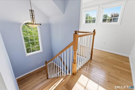 16 Harvest Lane Bloomfield CT 06002