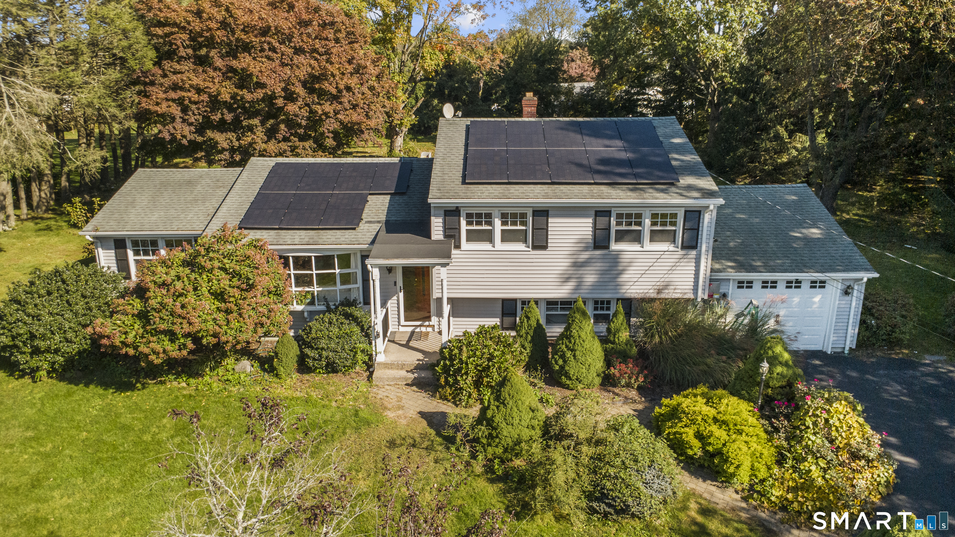18 Turner Drive North Haven CT 06473