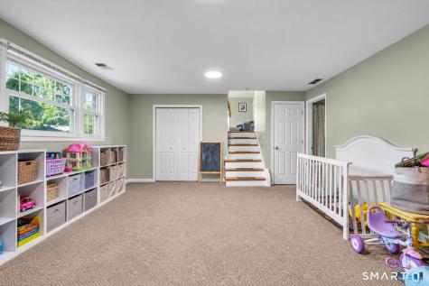 18 Turner Drive North Haven CT 06473