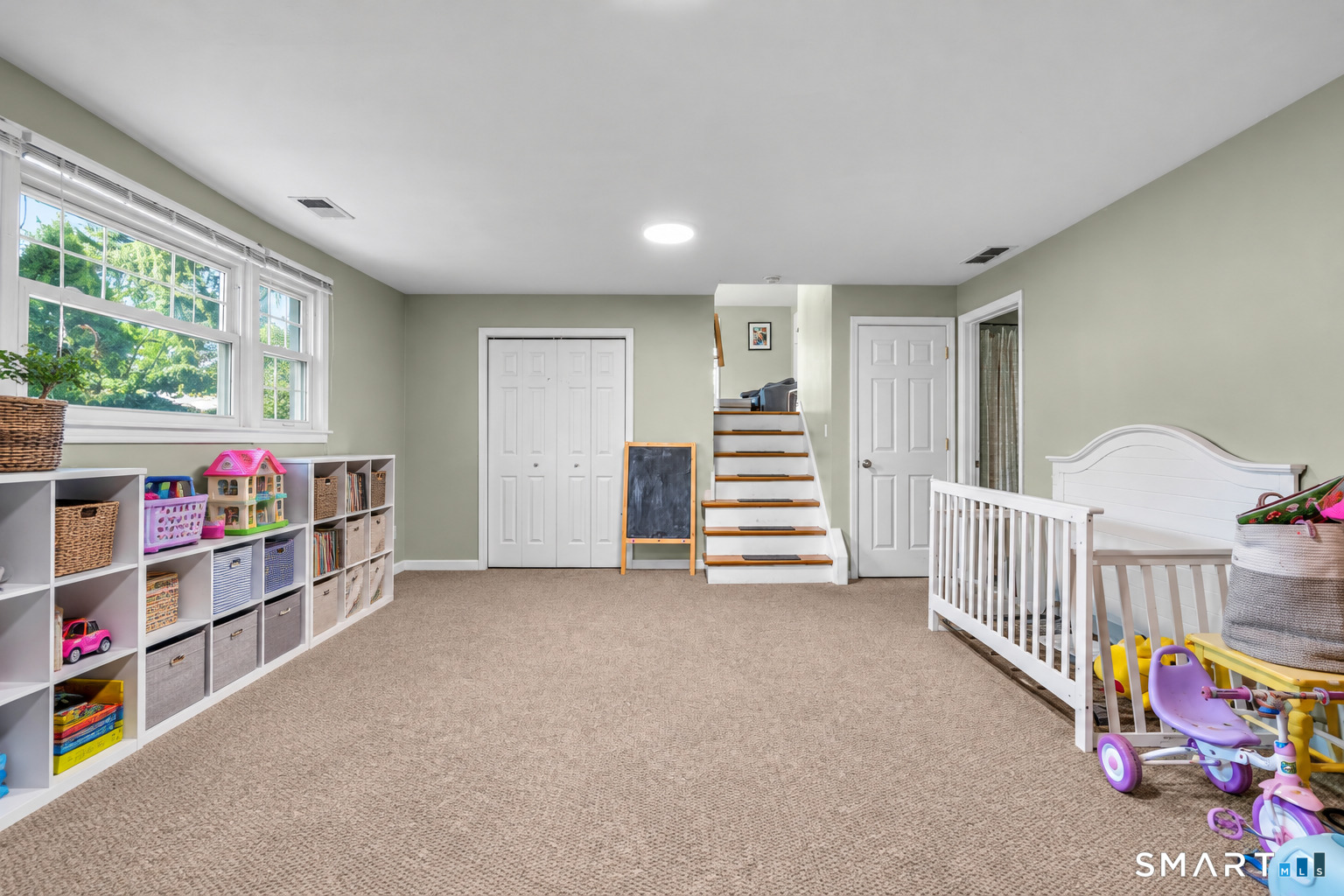 18 Turner Drive North Haven CT 06473