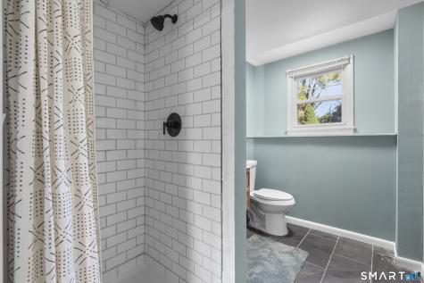 18 Turner Drive North Haven CT 06473