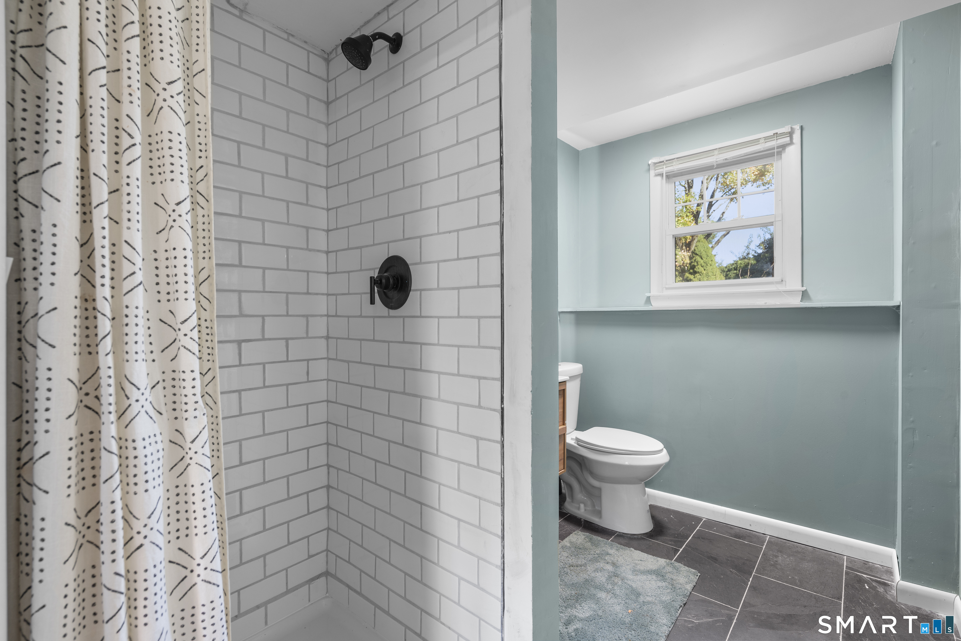 18 Turner Drive North Haven CT 06473