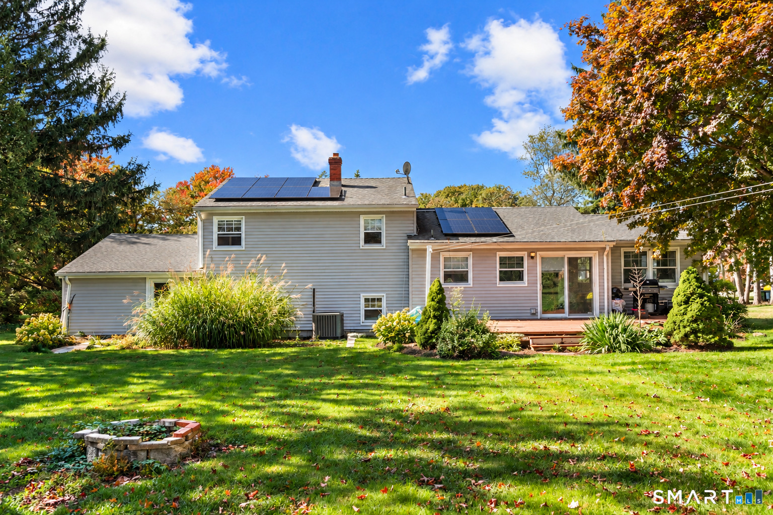 18 Turner Drive North Haven CT 06473