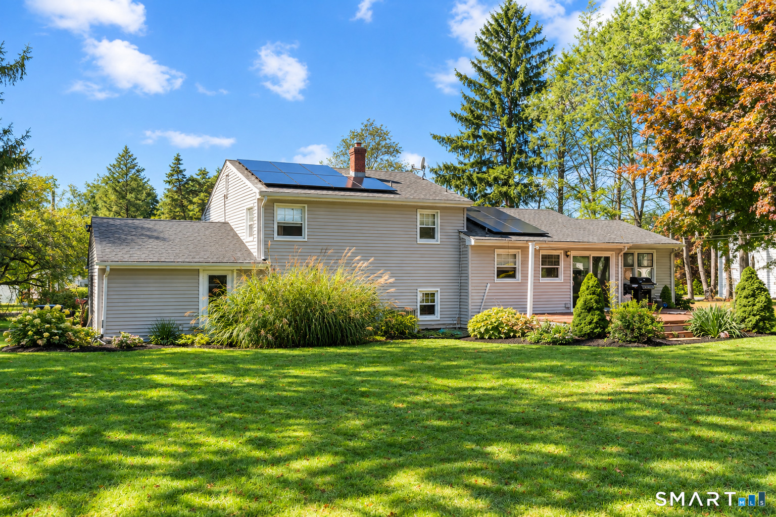 18 Turner Drive North Haven CT 06473