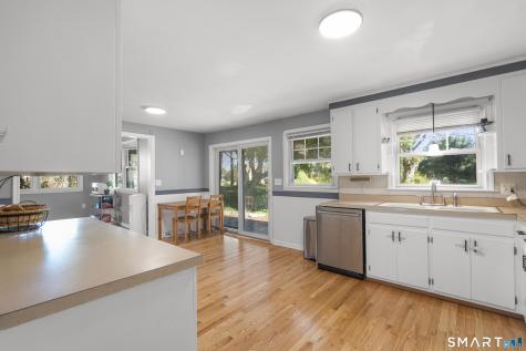18 Turner Drive North Haven CT 06473