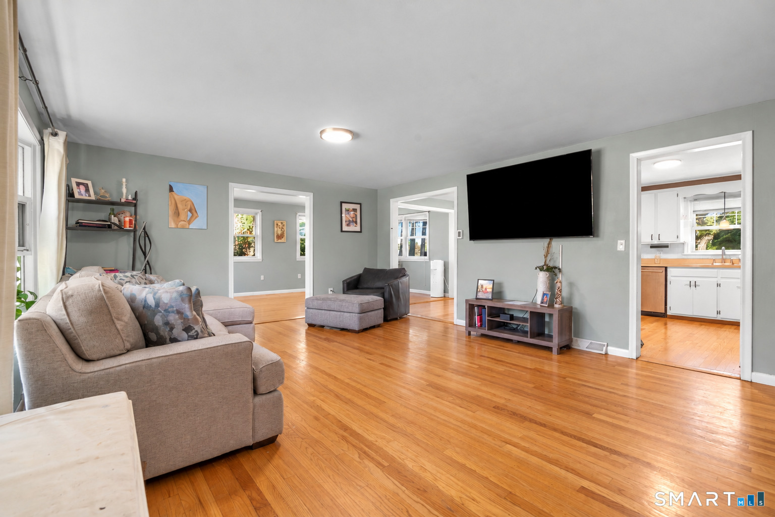 18 Turner Drive North Haven CT 06473