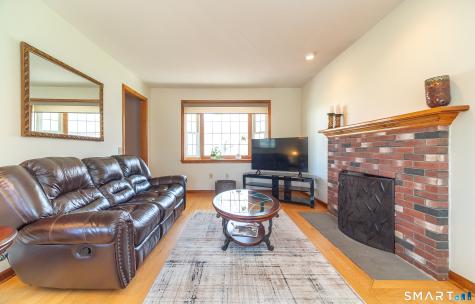 67 Wildwood Lane Middletown CT 06457