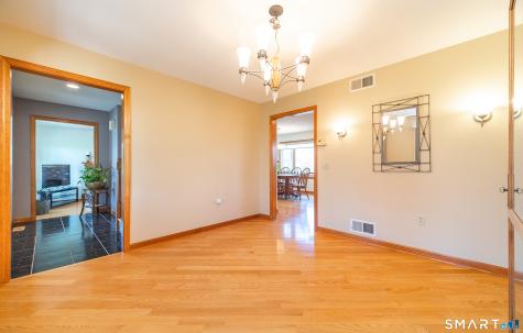 67 Wildwood Lane Middletown CT 06457