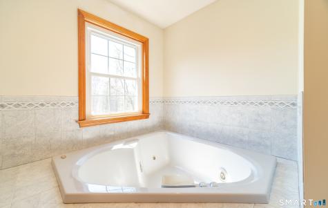 67 Wildwood Lane Middletown CT 06457