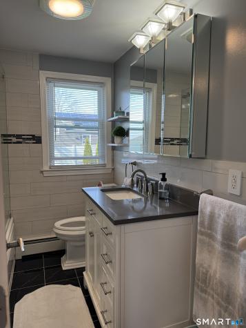 228 John Street Newington CT 06111