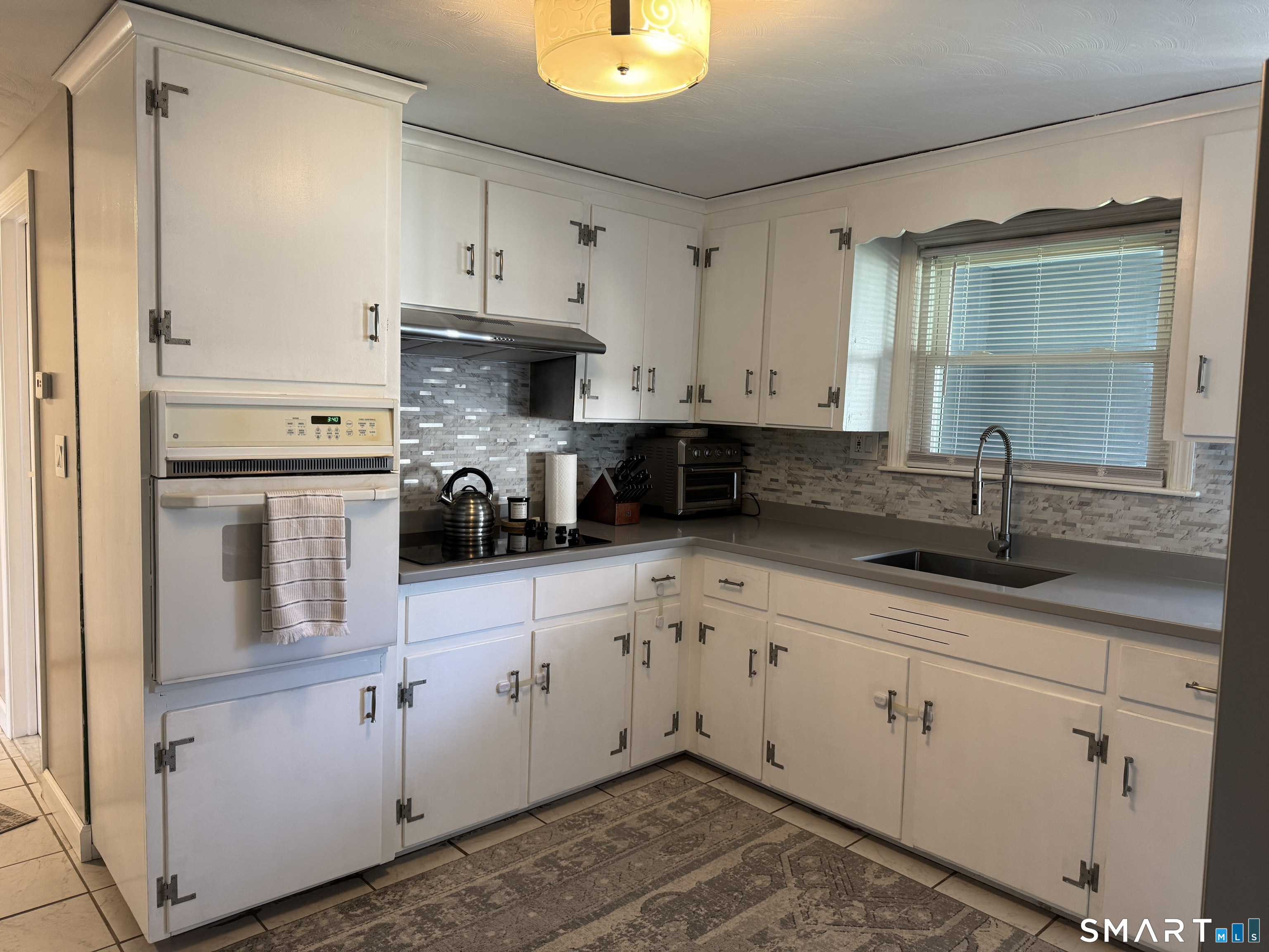 228 John Street Newington CT 06111