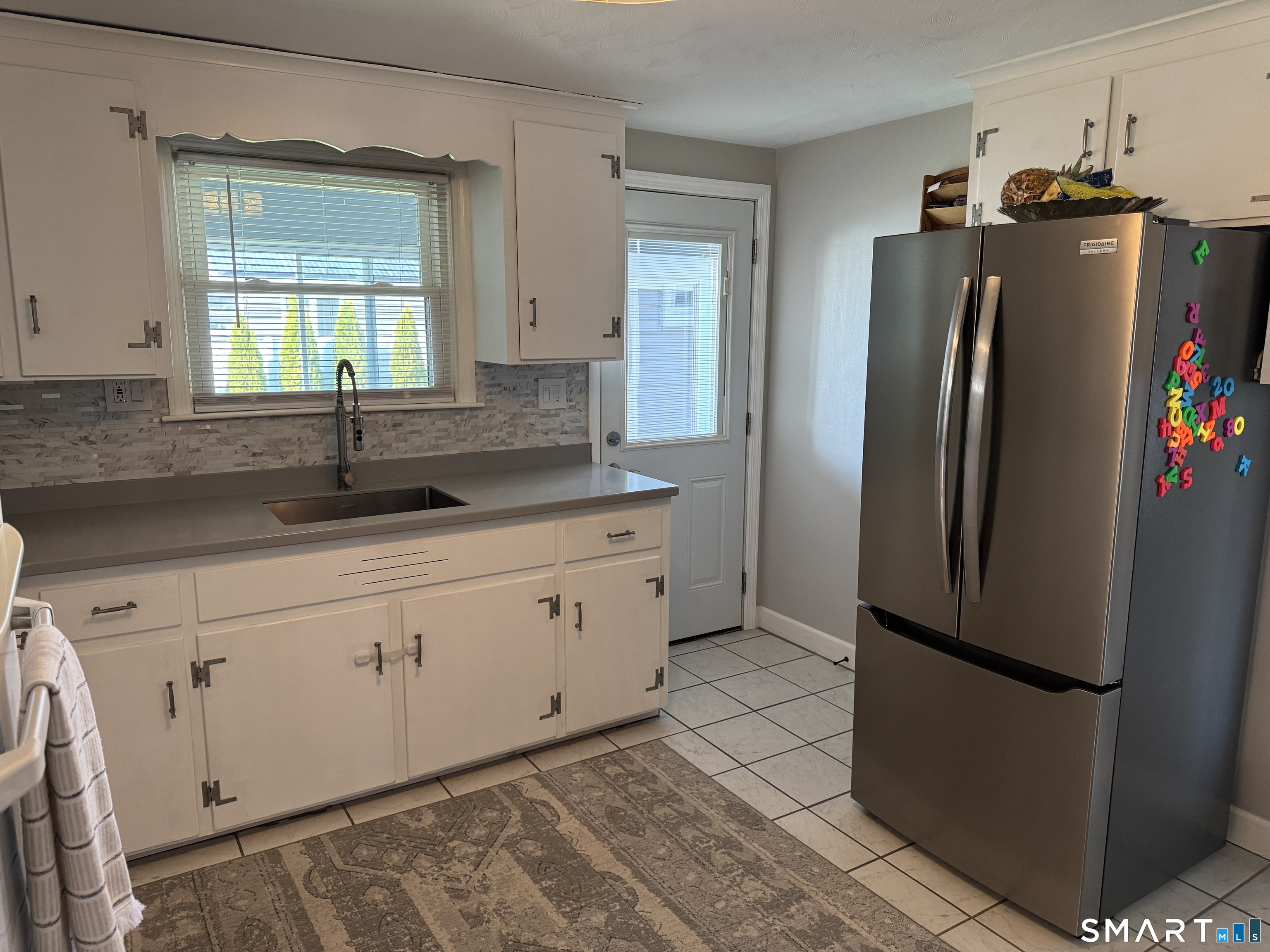228 John Street Newington CT 06111