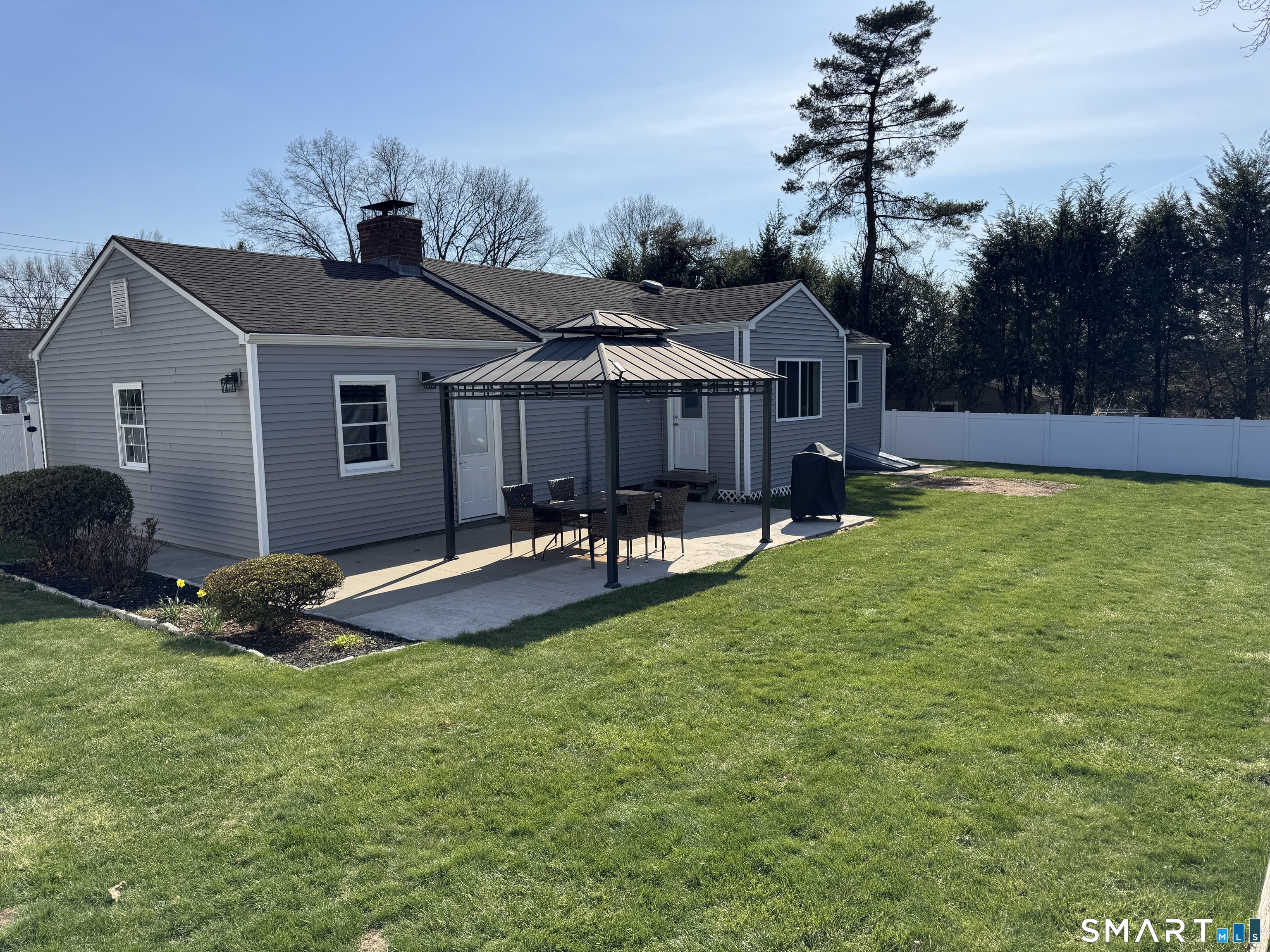 228 John Street Newington CT 06111