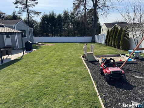 228 John Street Newington CT 06111