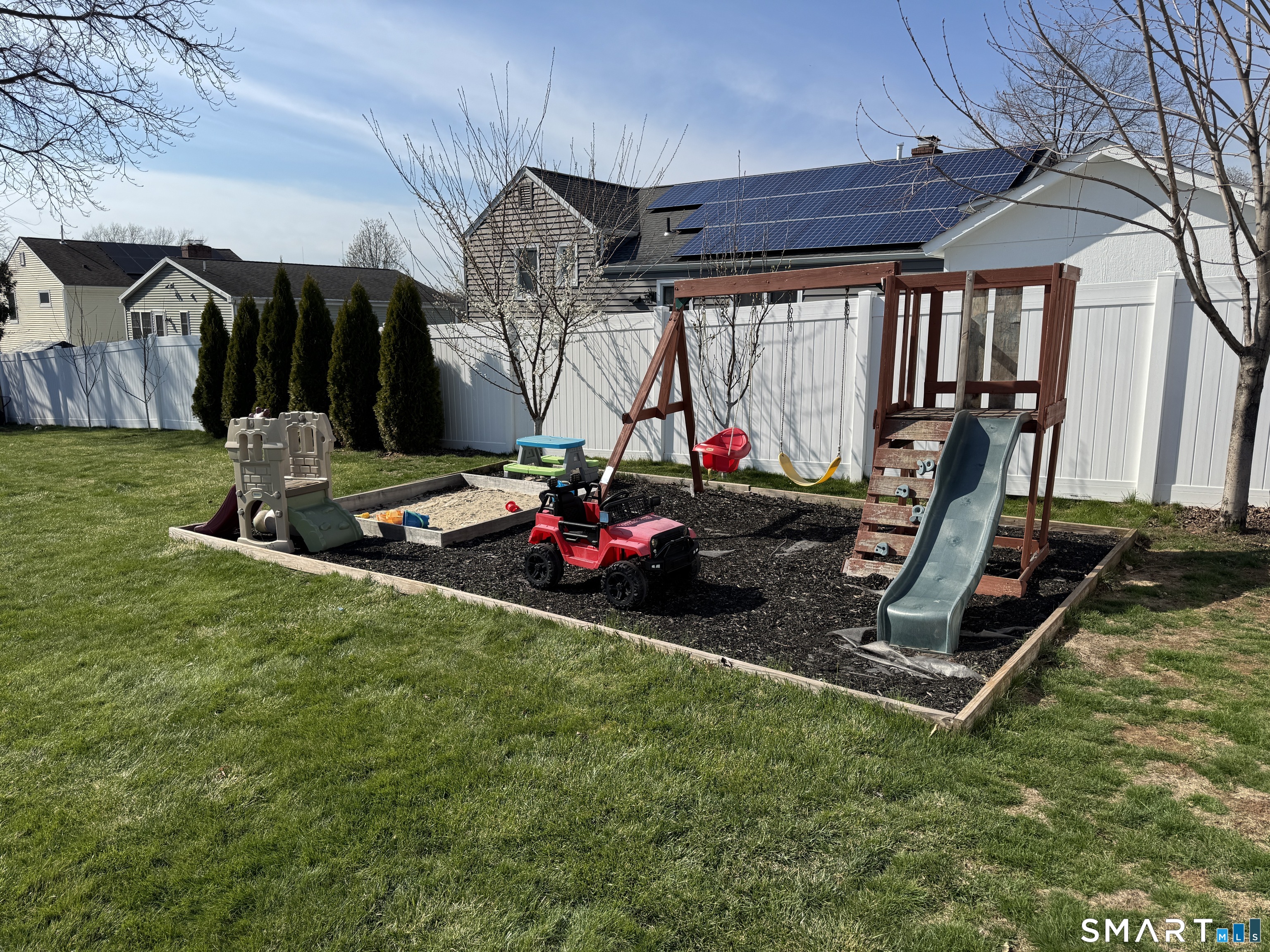 228 John Street Newington CT 06111