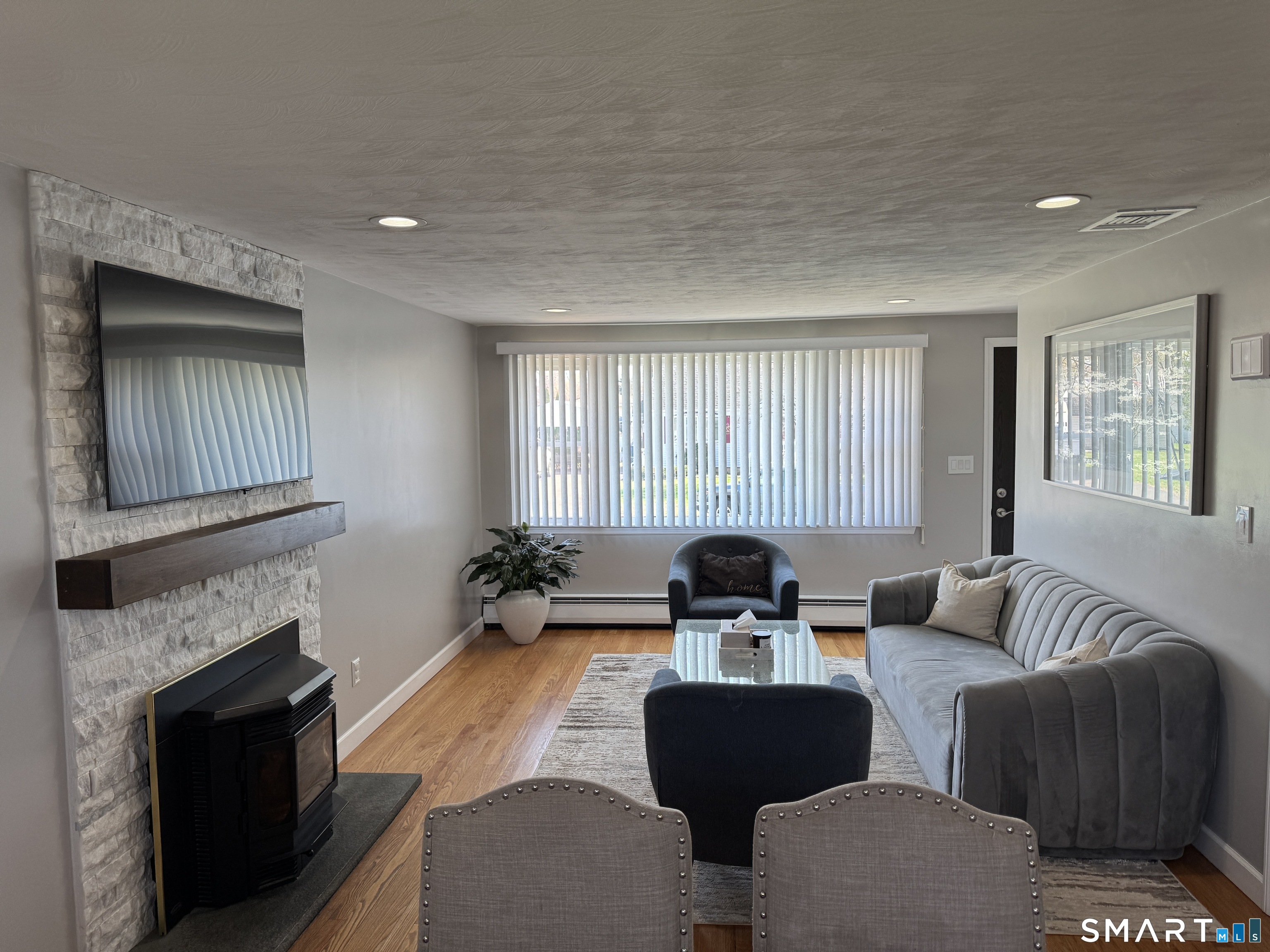 228 John Street Newington CT 06111