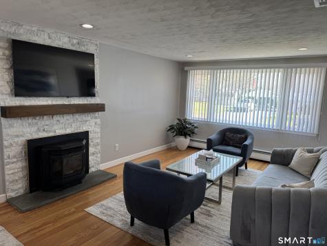 228 John Street Newington CT 06111