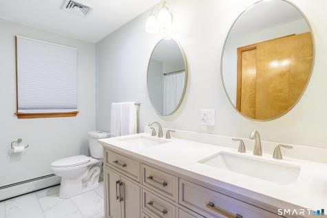 105 Meadow Wood Road Stratford CT 06614
