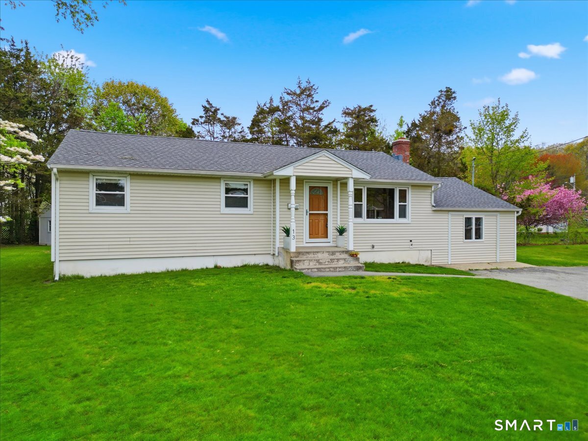 13 Mark Trail Groton CT 06340