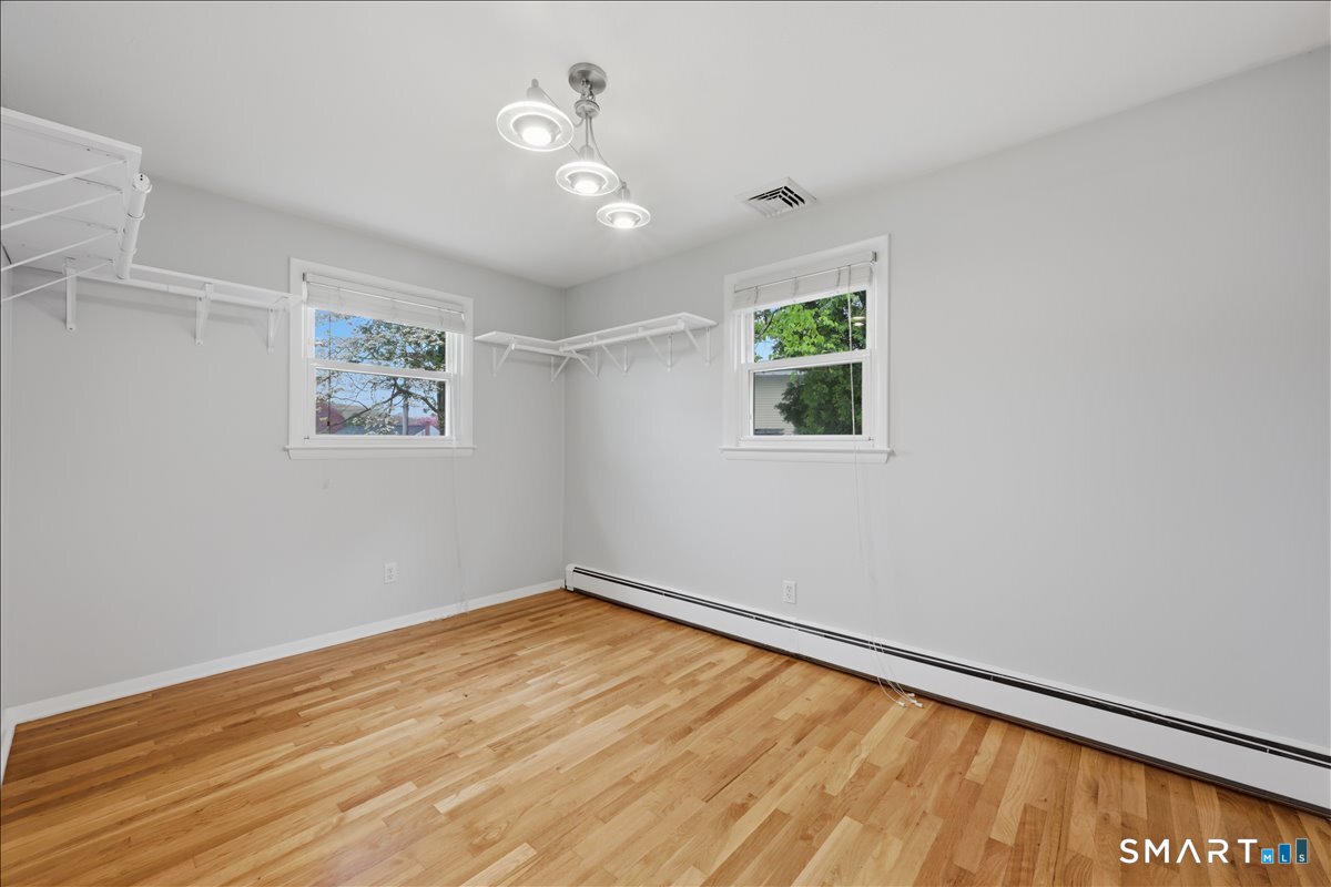 13 Mark Trail Groton CT 06340