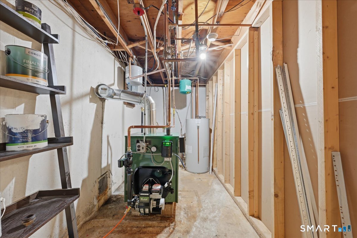 13 Mark Trail Groton CT 06340