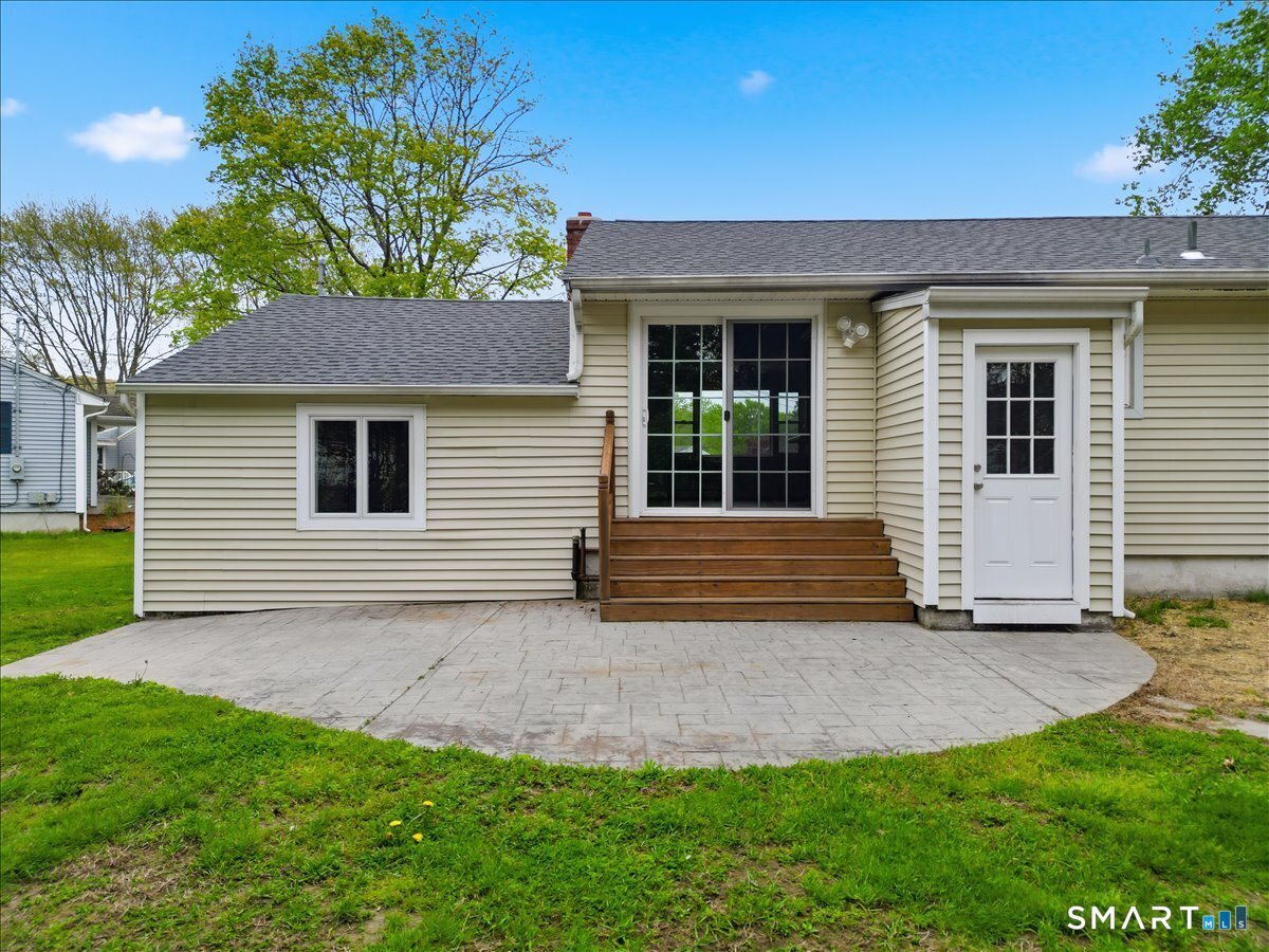 13 Mark Trail Groton CT 06340