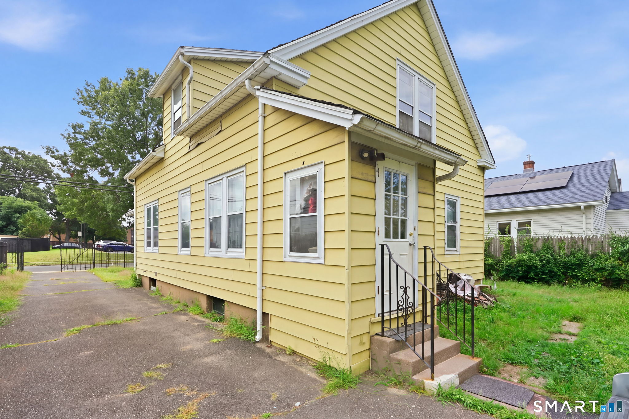 44 Sisson Street East Hartford CT 06118