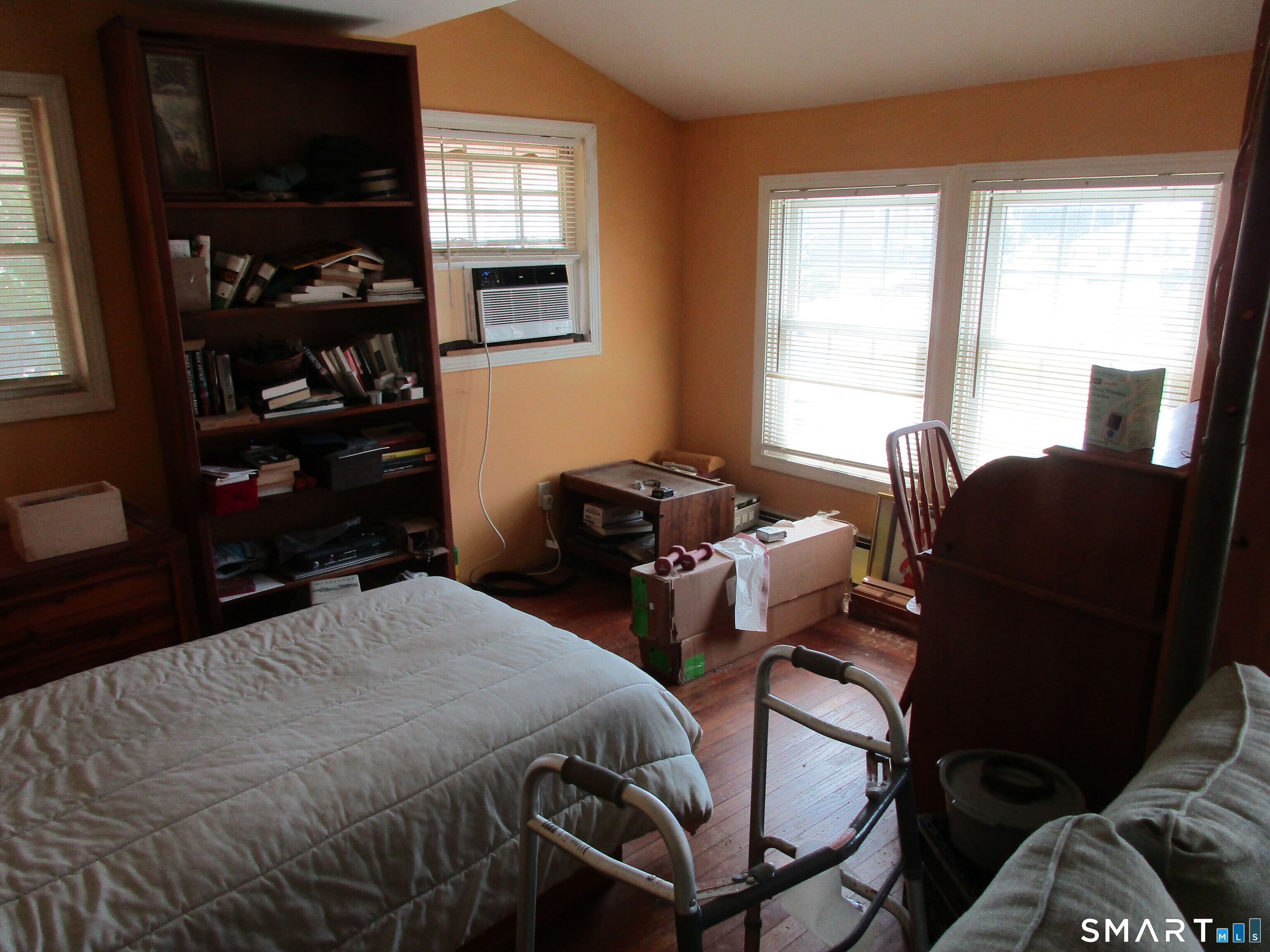 24 Monroe Street Milford CT 06460
