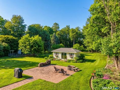 190 Cow Hill Road Clinton CT 06413