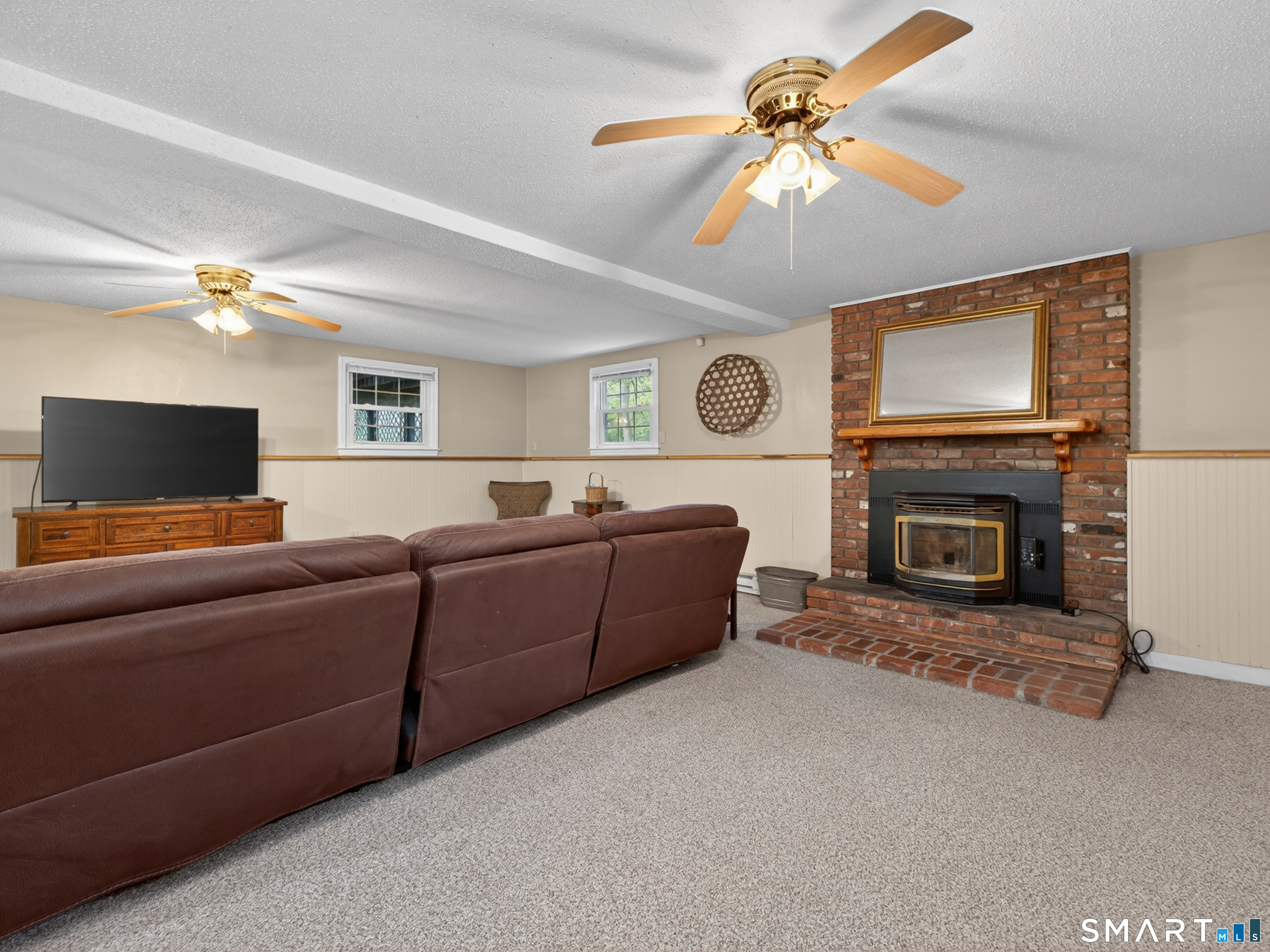 190 Cow Hill Road Clinton CT 06413