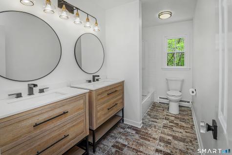 131 Fieldcrest Drive Ridgefield CT 06877