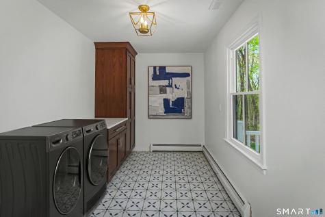 131 Fieldcrest Drive Ridgefield CT 06877